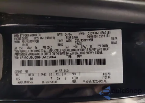 2017 Ford Escape Titanium z USA, uszkodzony, nr VIN 1FMCU9JD9HUA32064